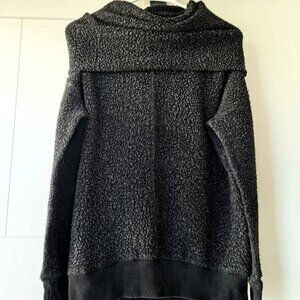 Abercrombie & Fitch Fuzzy Cowl Neckline Hoodie – XS (Dark Gray)